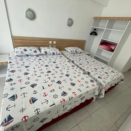 Ξενοδοχείο Status 2*