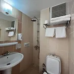Status Ξενοδοχείο Φετιγιέ