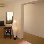 Hotel Status