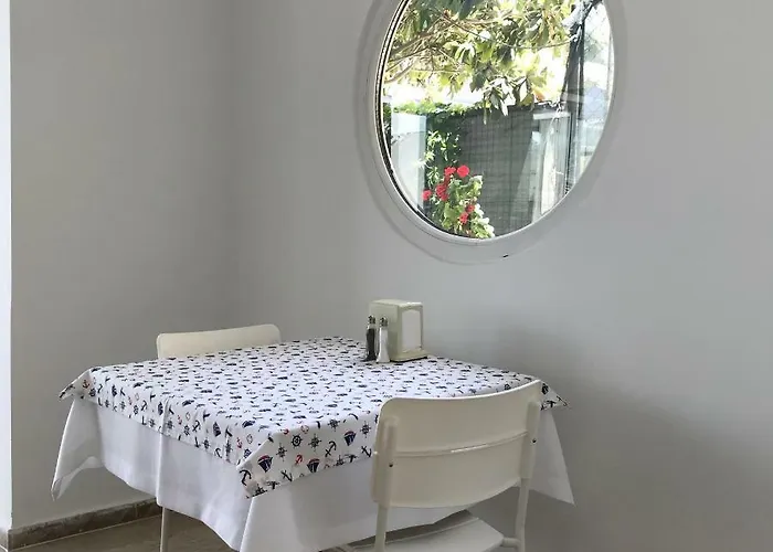 Ξενοδοχείο Status